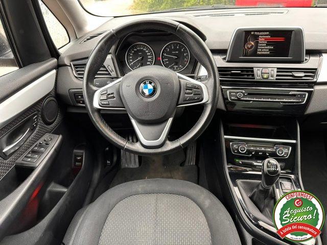 BMW 218 i Active Tourer Advantage Tetto