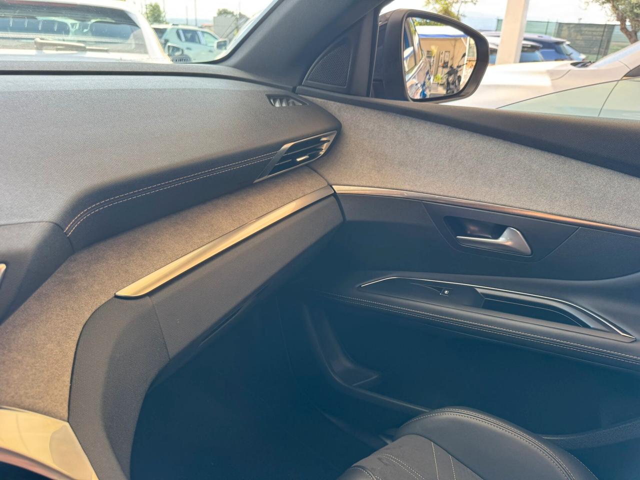 Peugeot 3008 BlueHDi 130 S&S EAT8 GT
