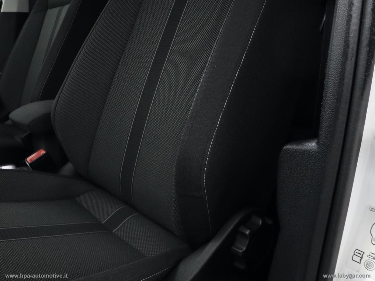 VOLKSWAGEN T-Roc 2.0TDI LED PARK ASSIST ACC