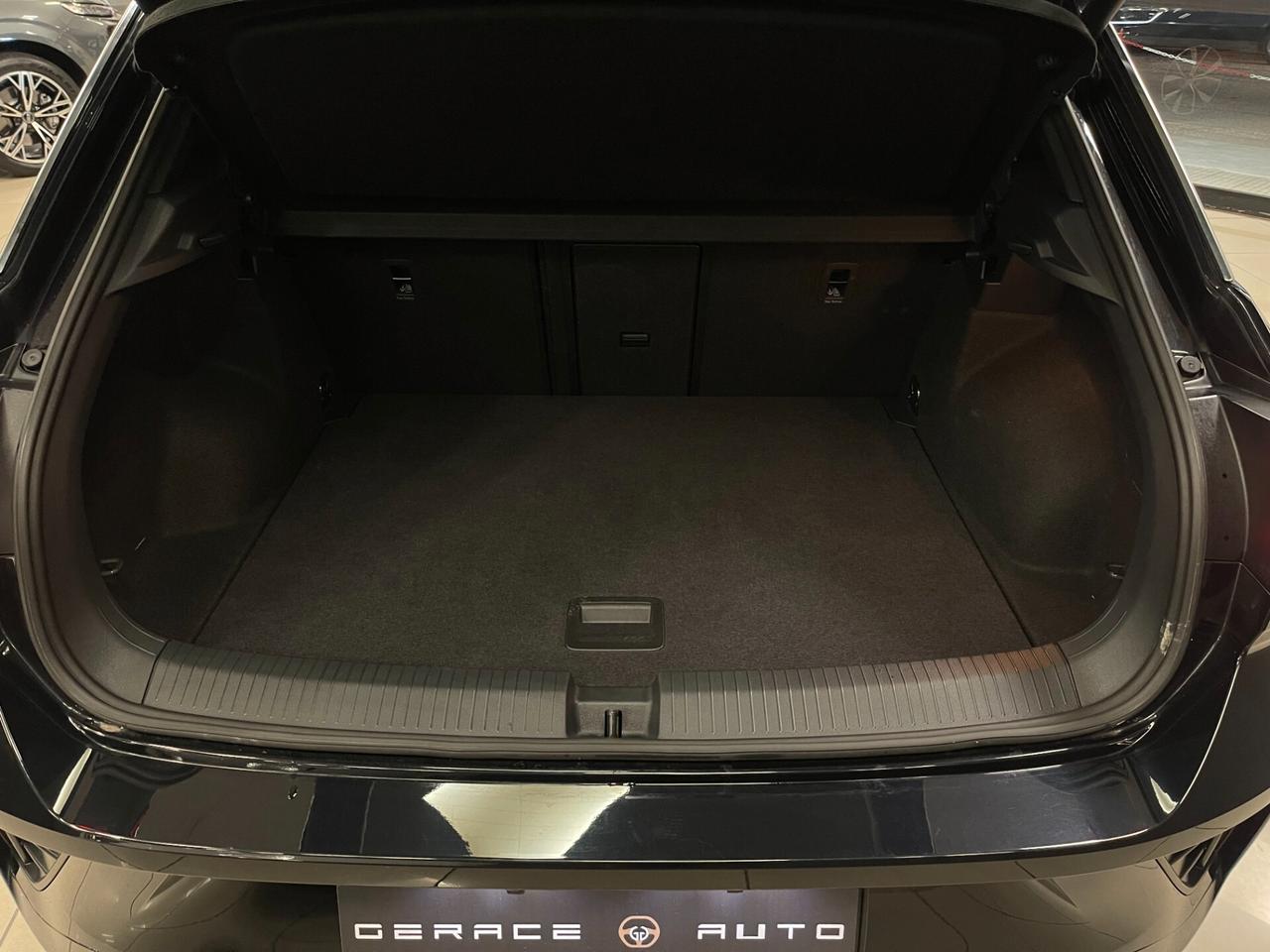 Volkswagen T-Roc 2.0 TDI SCR 150 CV DSG R-Line