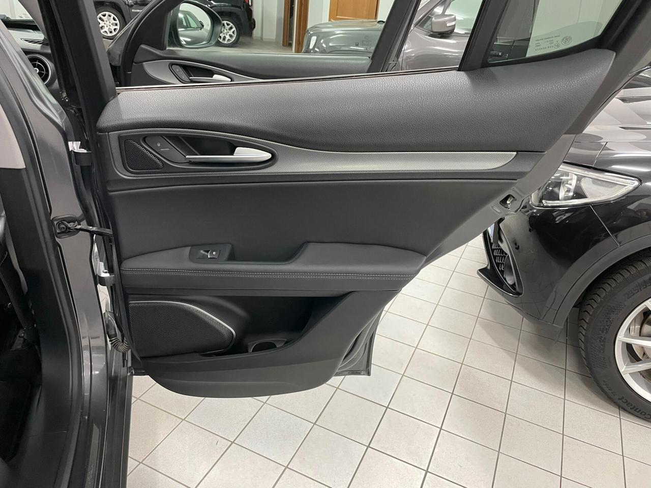 Alfa Romeo Stelvio 2.2 TD 190 CV EXECUTIVE Q4 CERCHI 19" PERFETTA KIT DISTRIBUZIONE SOSTITUITO