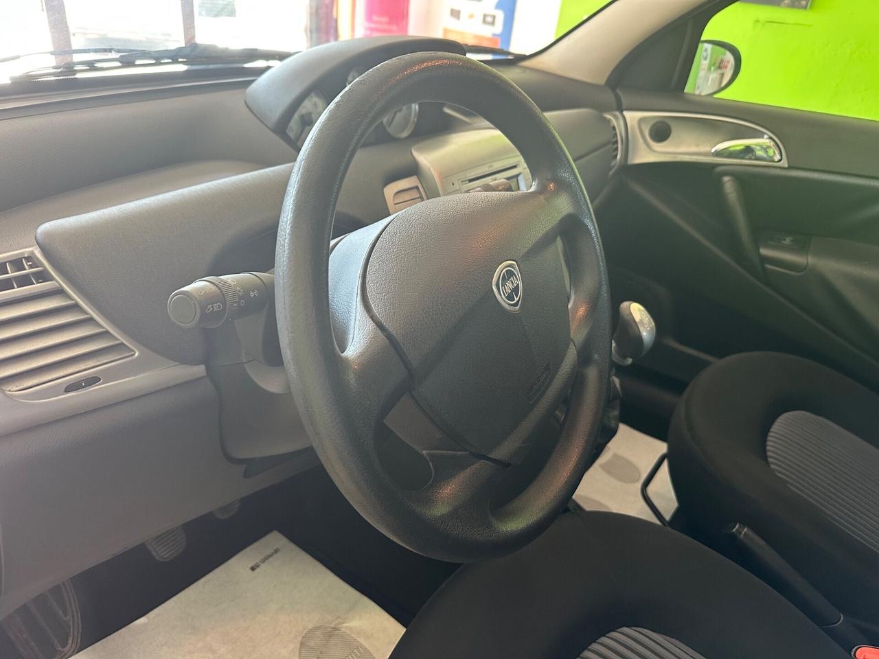 Lancia Ypsilon 1.2 Oro 60cv