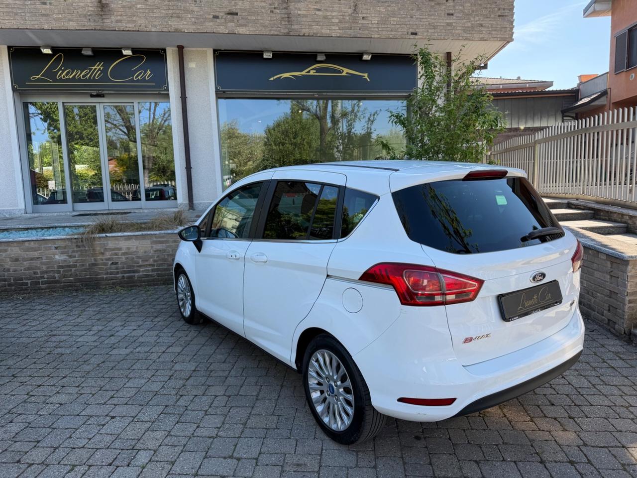 Ford B-Max 1.5 TDCi 75 CV Titanium
