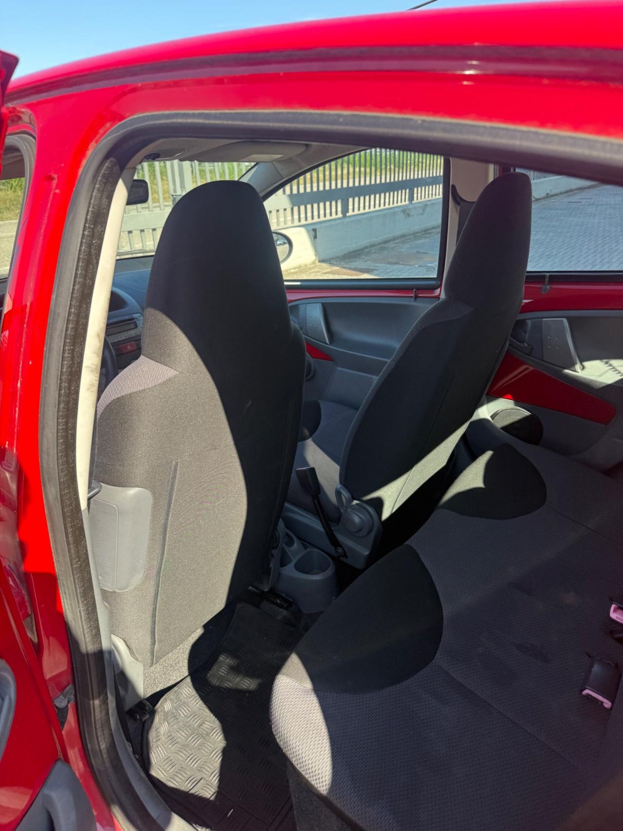 Toyota Aygo 1.0 12V VVT-i 5 porte Sol