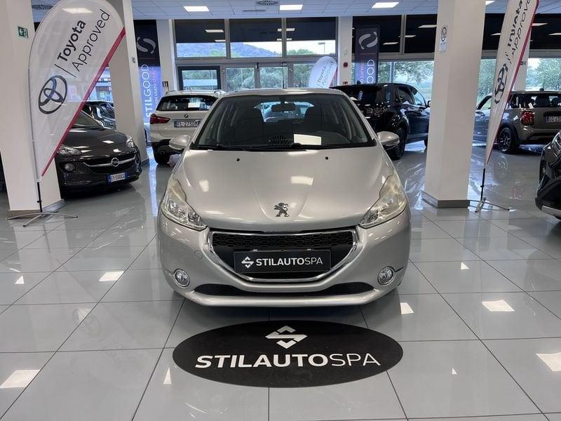 Peugeot 208 PureTech 82 5 porte Allure