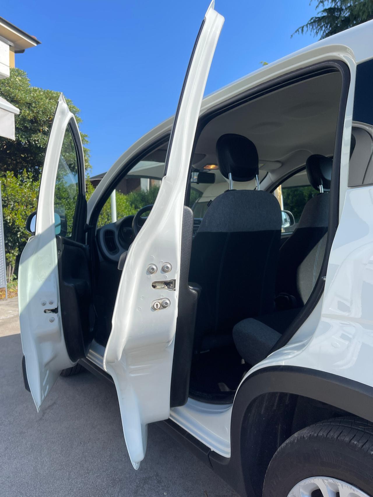 Fiat Panda 1.0 Hybrid Street Van 4 posti