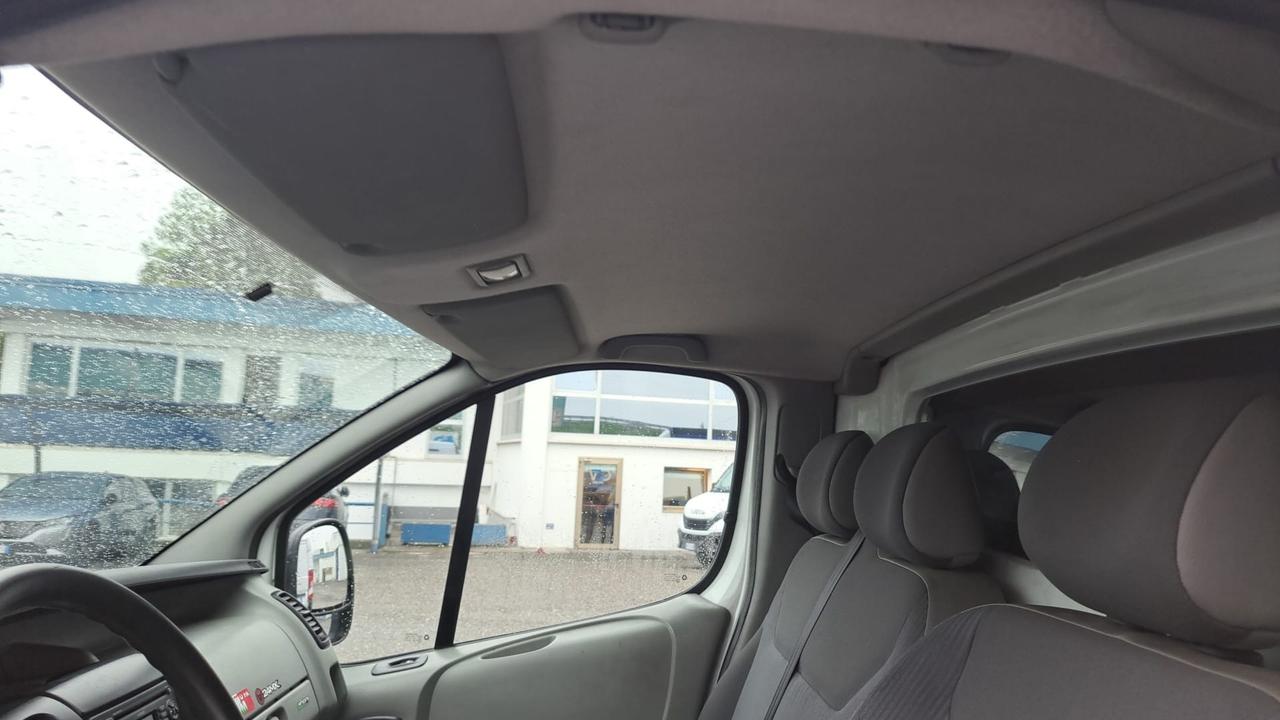 Opel Vivaro tetto super alto