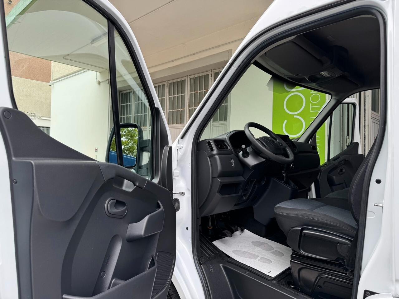 Nissan Interstar 2.3 dci L3-H3 GARANZIA 24 MESI
