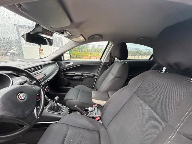 Alfa Romeo Giulietta 1.6 JTDm-2 105 CV Exclusive