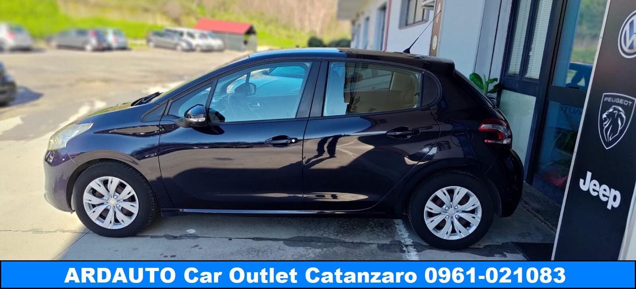 Peugeot 208 1.4 hdi 69 cv