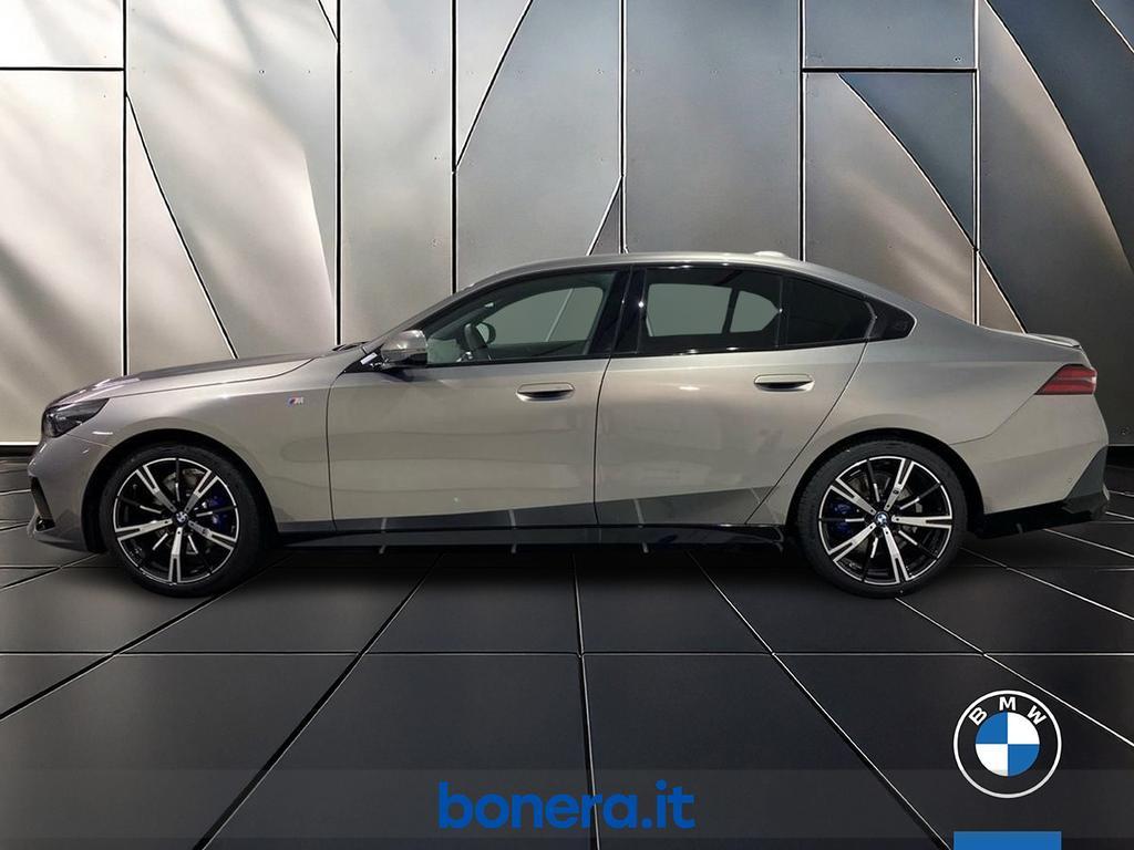 BMW Serie 5 Berlina 520 d 48V M Sport Pro xDrive Steptronic
