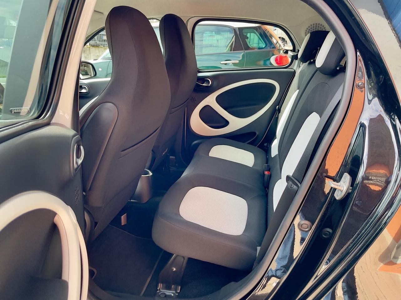 Smart ForFour 70 1.0 Passion