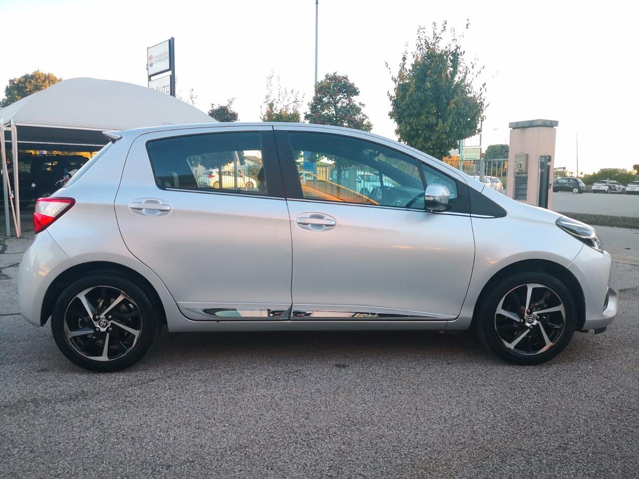 Toyota Yaris 1.0 72CV 5p Lounge ***TAGLIANDI TOYOTA***
