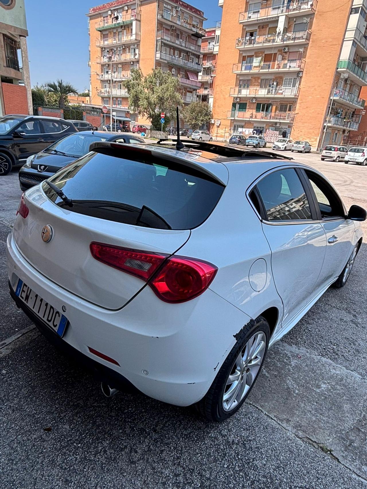 Alfa Romeo Giulietta 1.6 JTDm-2 105 CV Exclusive