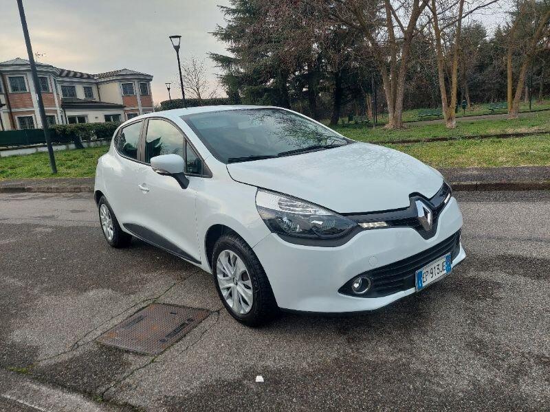 Renault Clio 1.2 75CV GPL 5 porte Live Gomme Nuove NEOPATENTATI