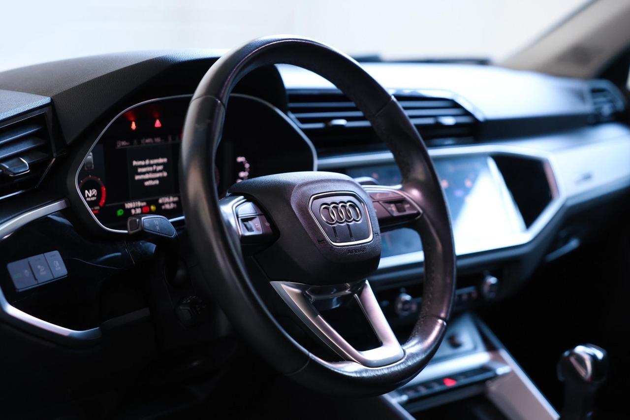 Audi Q3 Sportback 35 TDI S tronic line Black edition UNIPROPRIETARIO ITALIANA IVA ESPOSTA