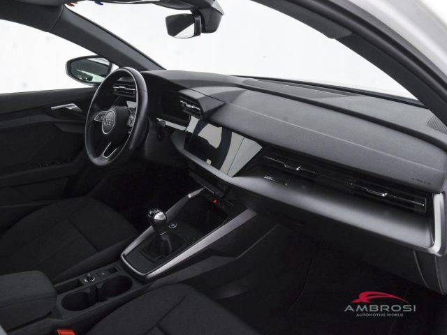 AUDI A3 30 TDI Business Advanced