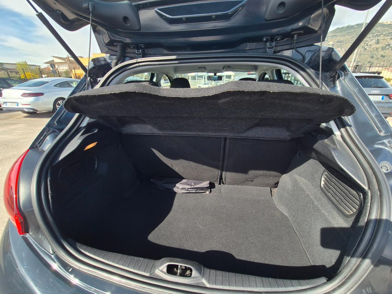 Peugeot 208 PureTech 68 5 porte Active