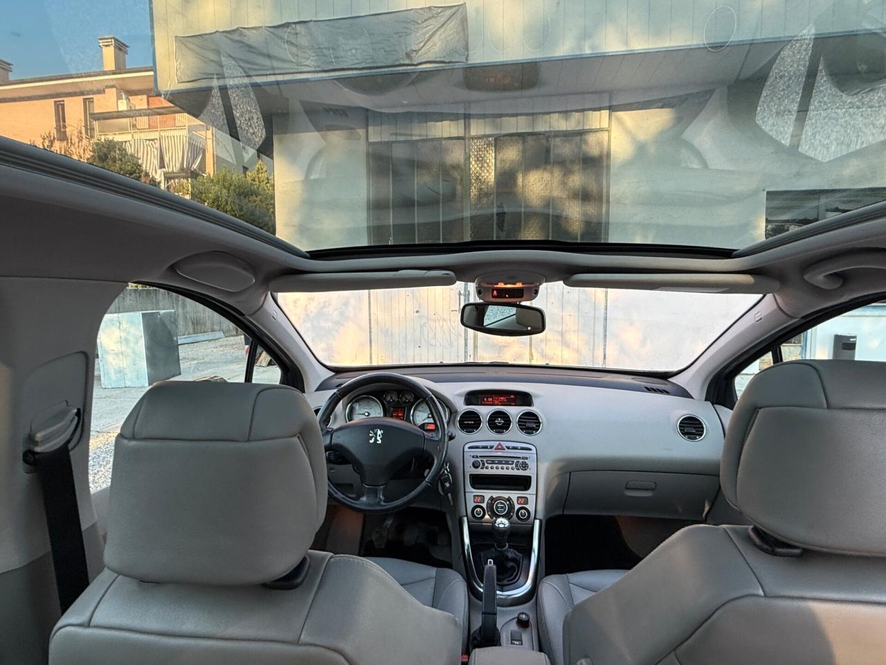 Peugeot 308 1.6 HDi 110CV 5p. Premium (5 Marce)