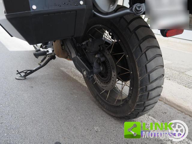 MOTO GUZZI V85 TT + Tris Valigie Alluminio+