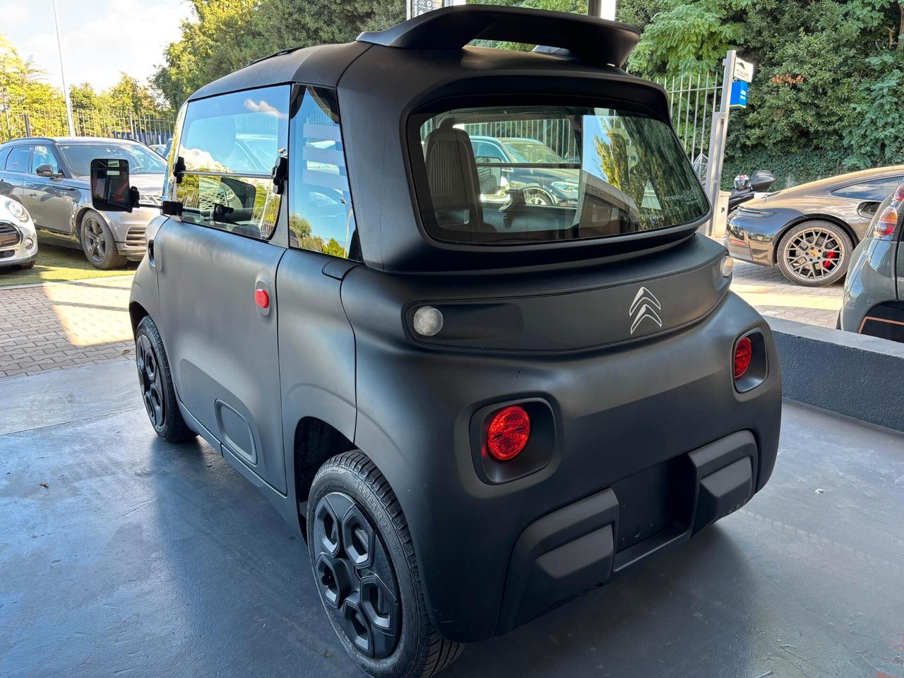 Citroen Ami My Dark Side