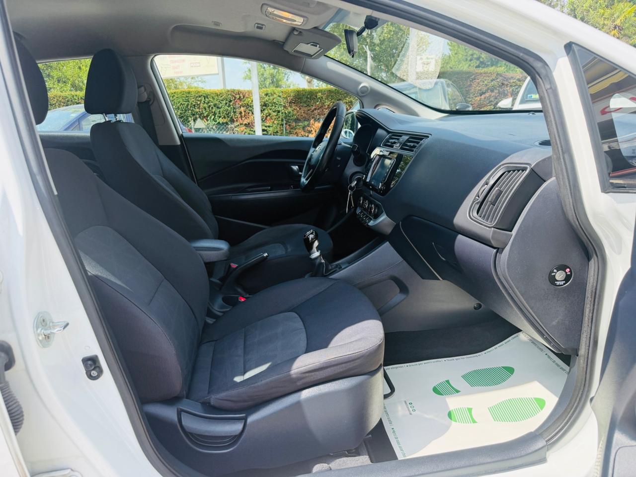 Kia Rio 1.1 CRDi 5p. Cool