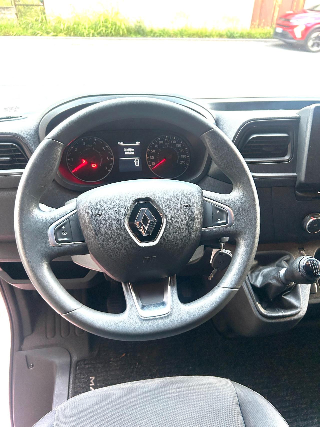 RENAULT Master master T35 2.3 dci 135cv L3H2 Ice Plus