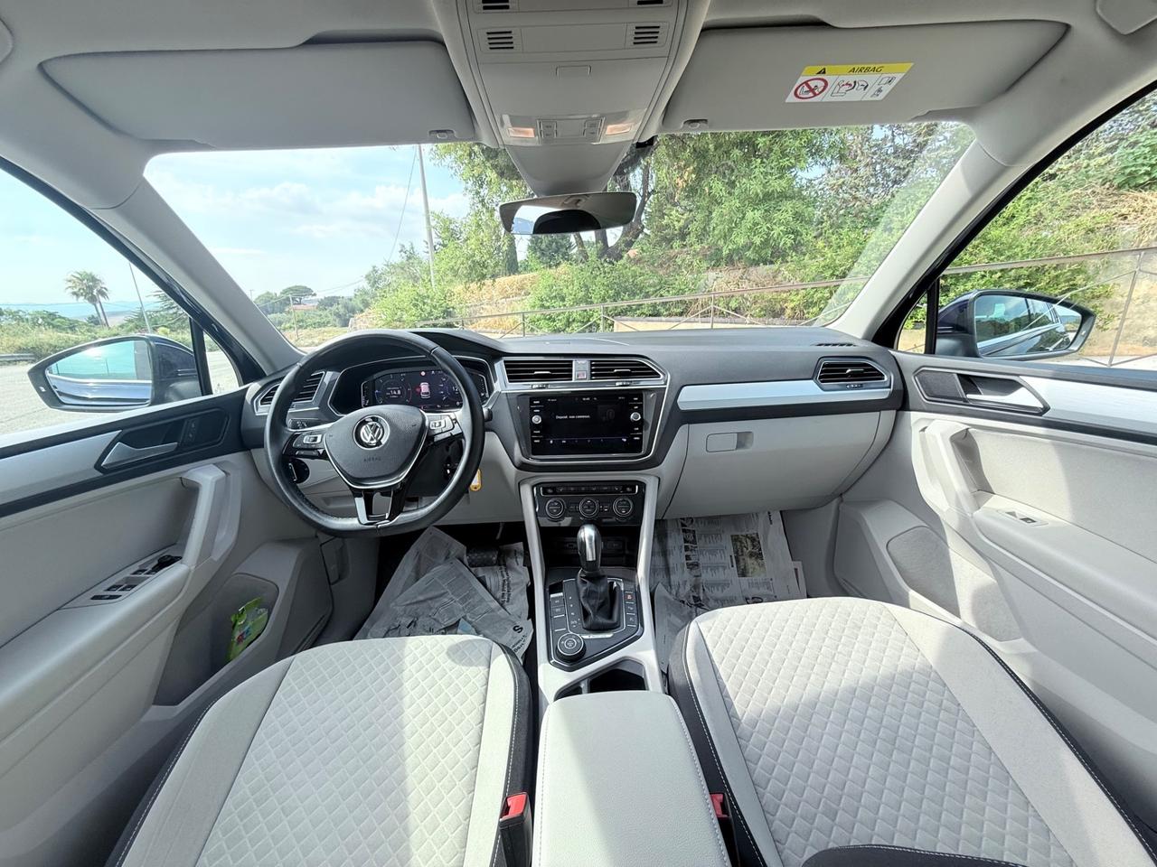 Volkswagen Tiguan 2.0 TDI SCR DSG 4MOTION Business BMT