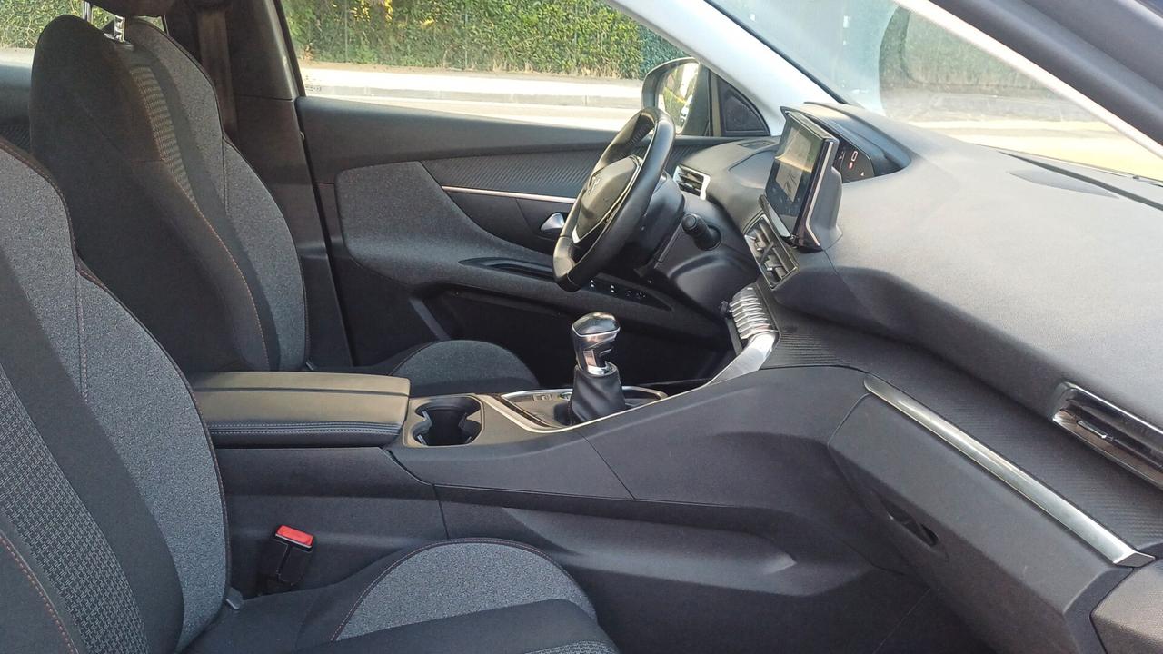 Peugeot 3008 BlueHDi 130 S&S Active