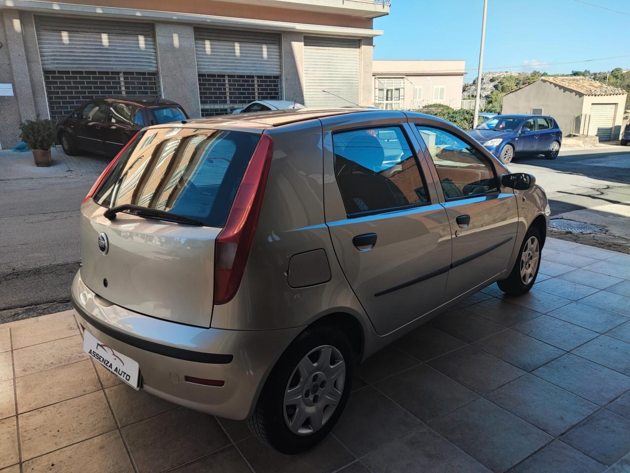 Fiat Punto 1.2 5 porte bConnect