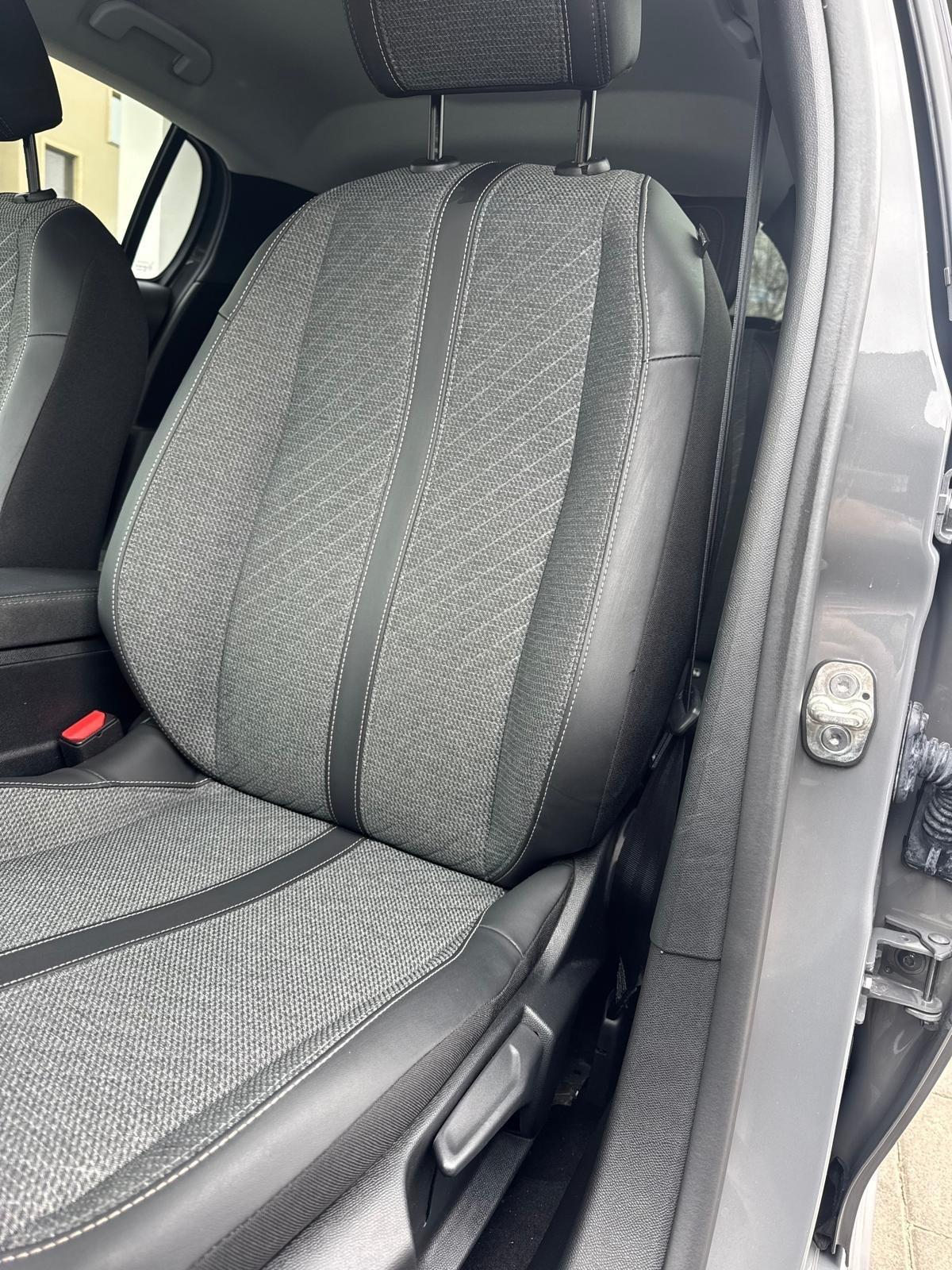 Peugeot 208 PureTech 100 Stop&Start 5 porte Allure