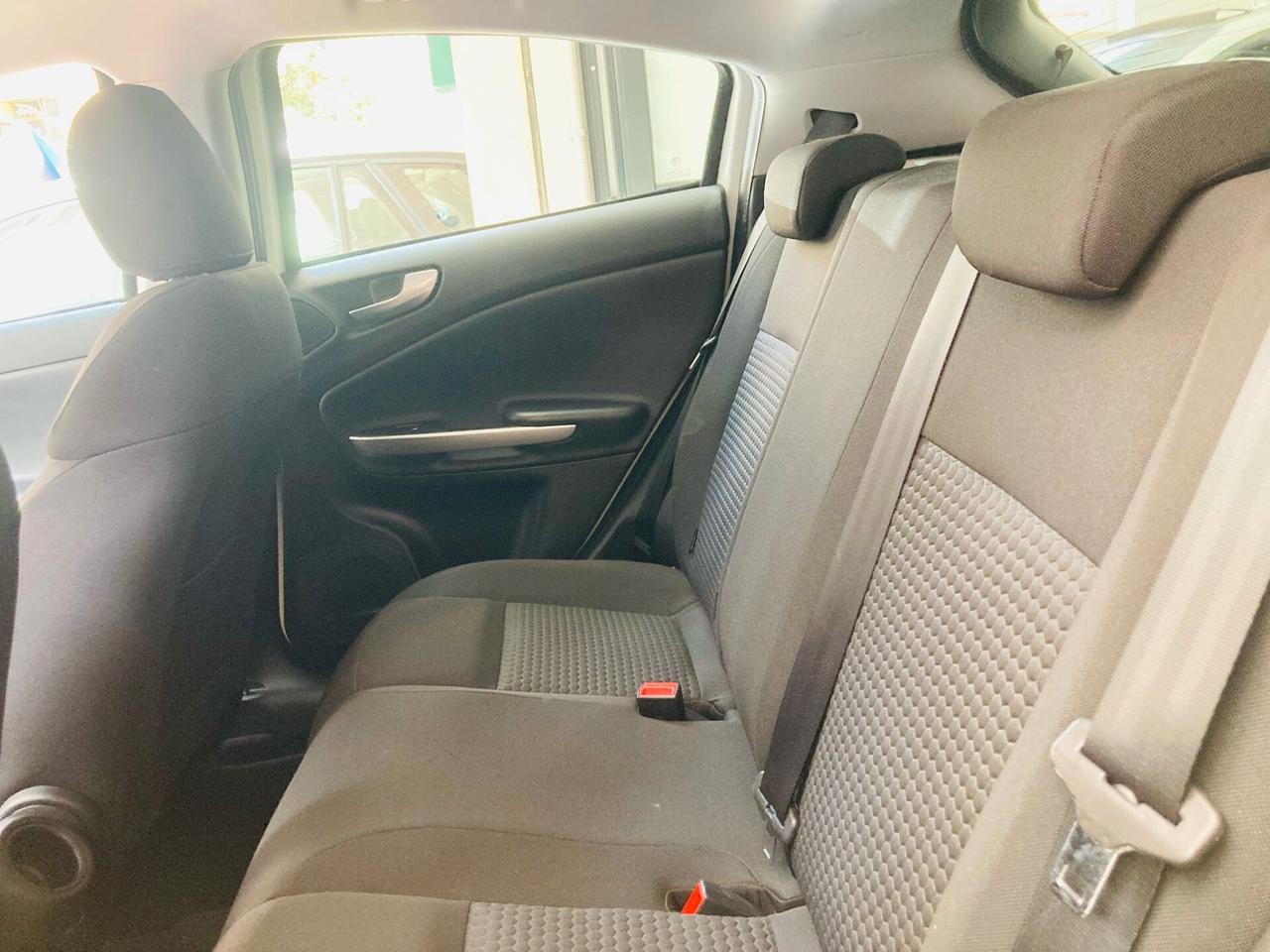 Alfa Romeo Giulietta -X NEOPATENTATI- 2011