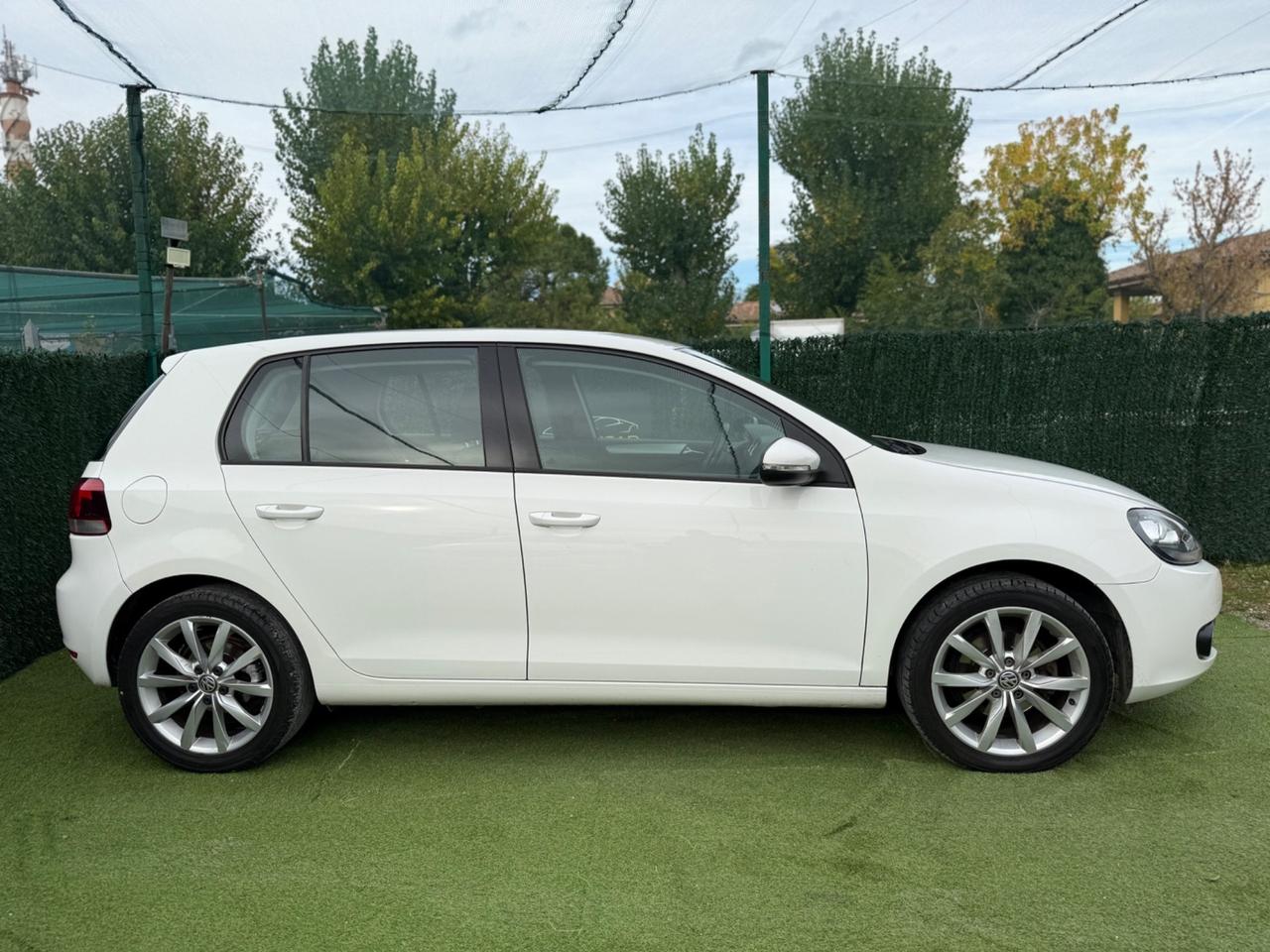 Volkswagen GOLF 2010 DSG ALCANTARA NAVI HIGHLINE
