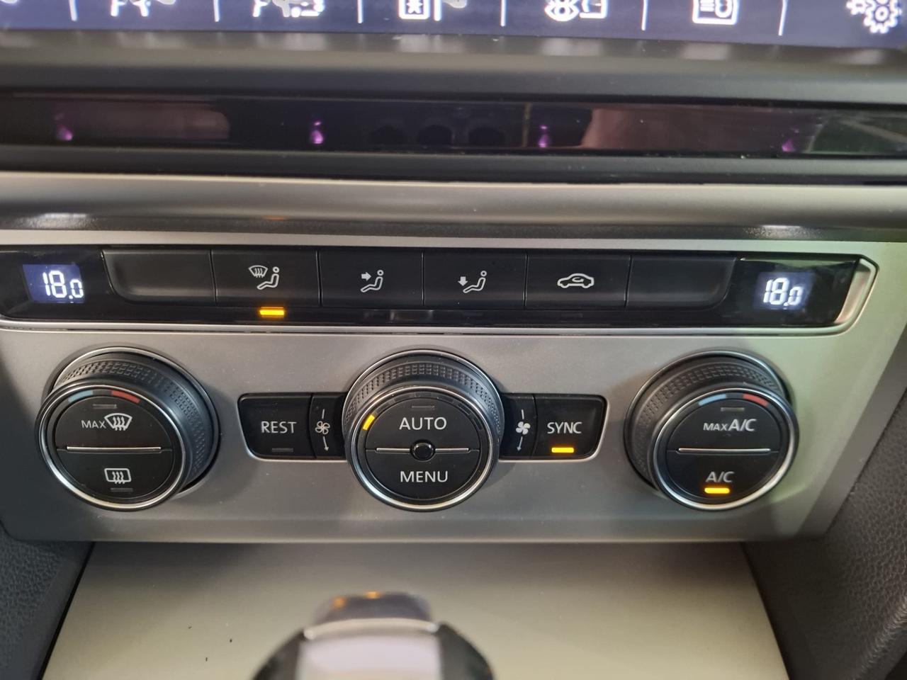 Volkswagen Passat Variant 2.0 TDI DSG Executive BlueMotion Tech.