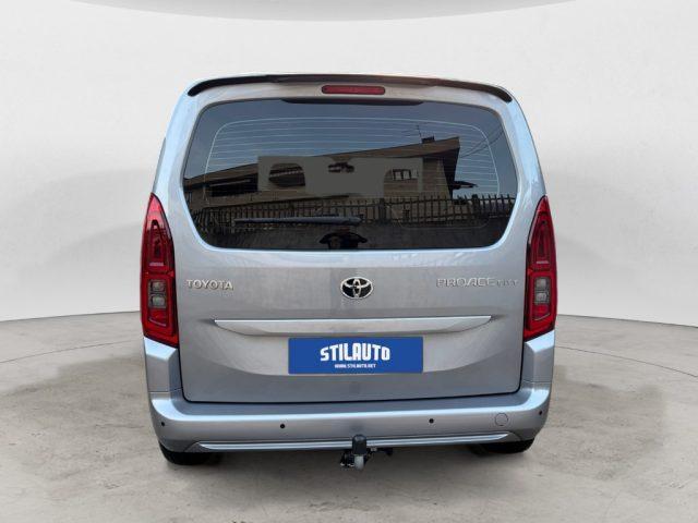 TOYOTA Proace City Verso 1.5D 100 CV S&S L1 Lounge GANCIO TRAINO