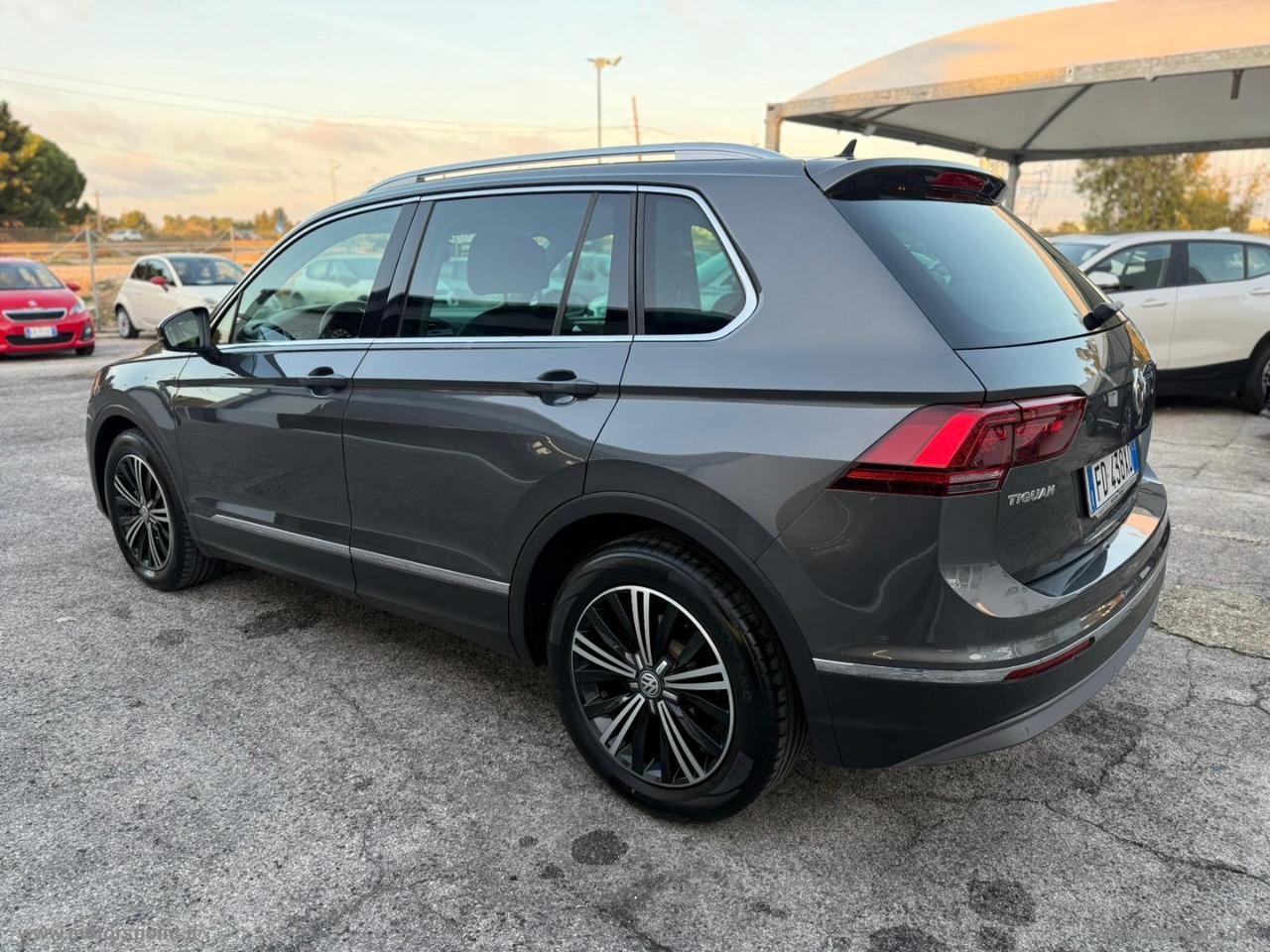 VOLKSWAGEN Tiguan 2.0 TDI DSG 4MOTION Business BMT