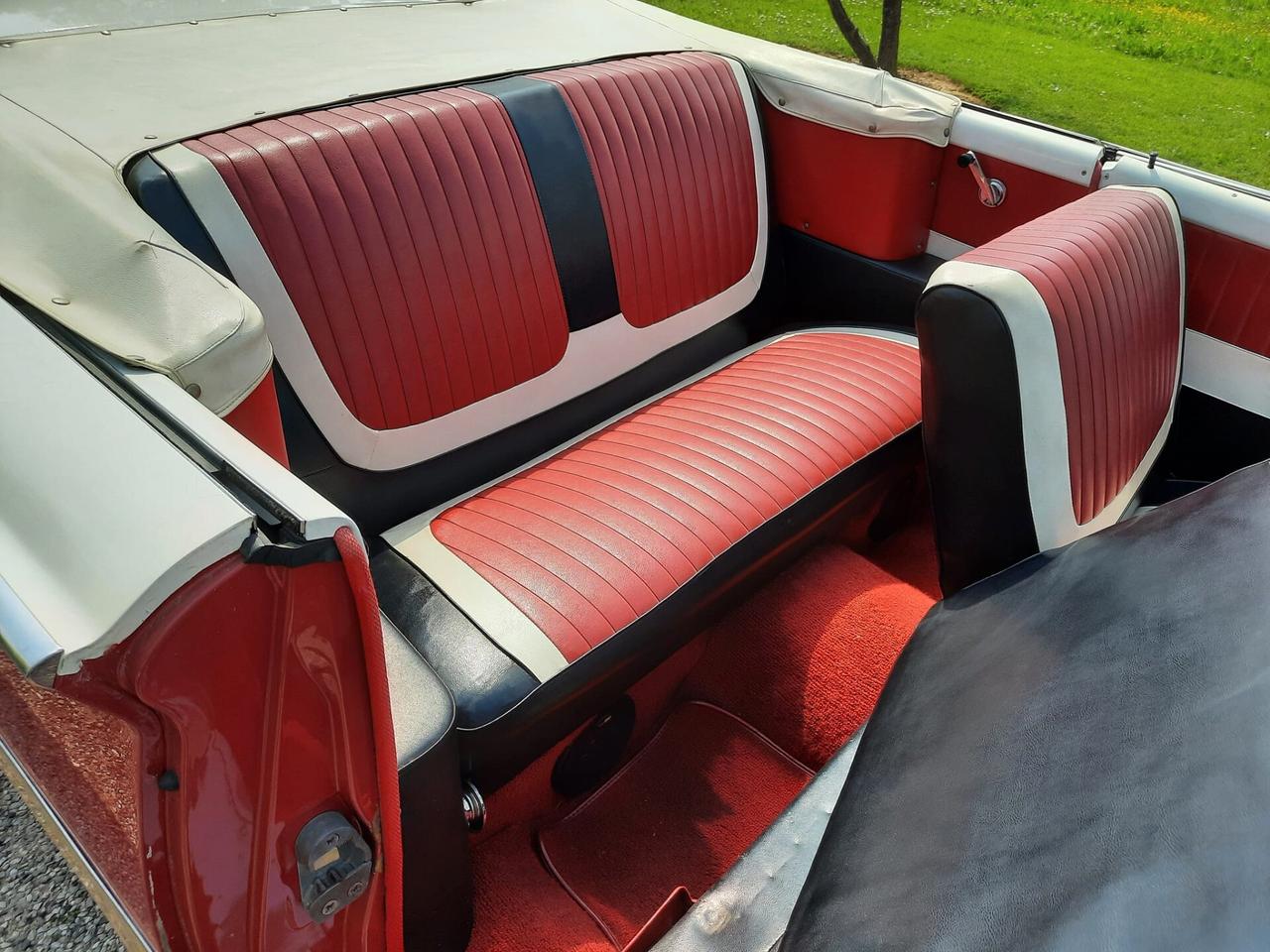 Ford Galaxie Sunliner Convertibile del 1960