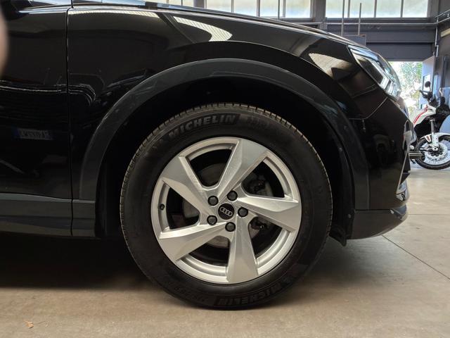 AUDI Q3 35 TDI quattro S tronic Business Advanced