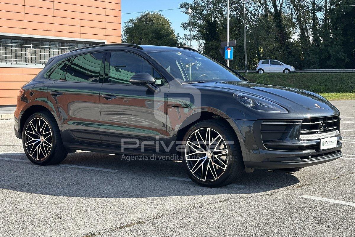 PORSCHE Macan 2.0