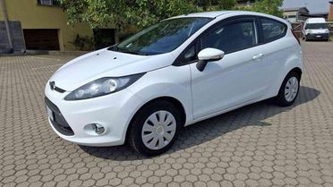 FORD Fiesta 1.6 TDCi ADATTA NEOPATENTATI