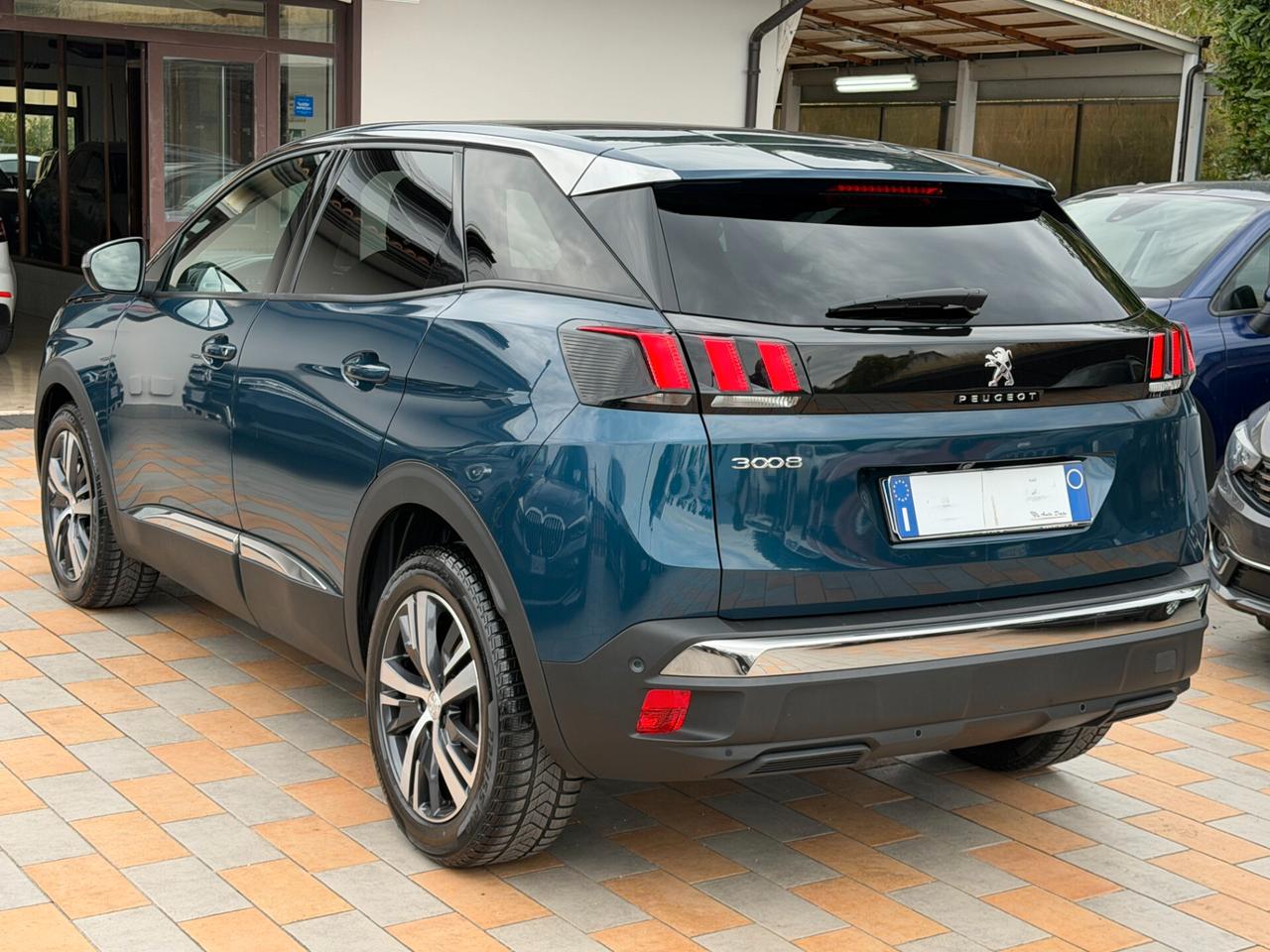 Peugeot 3008 1.5 BLUEHDI 130 cv. Eat8 ALLURE PACK (Nav)