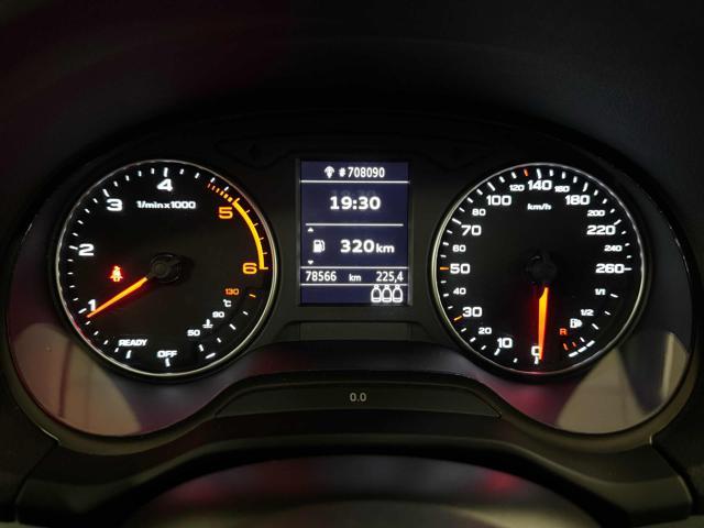 AUDI Q2 30 TDI Admired