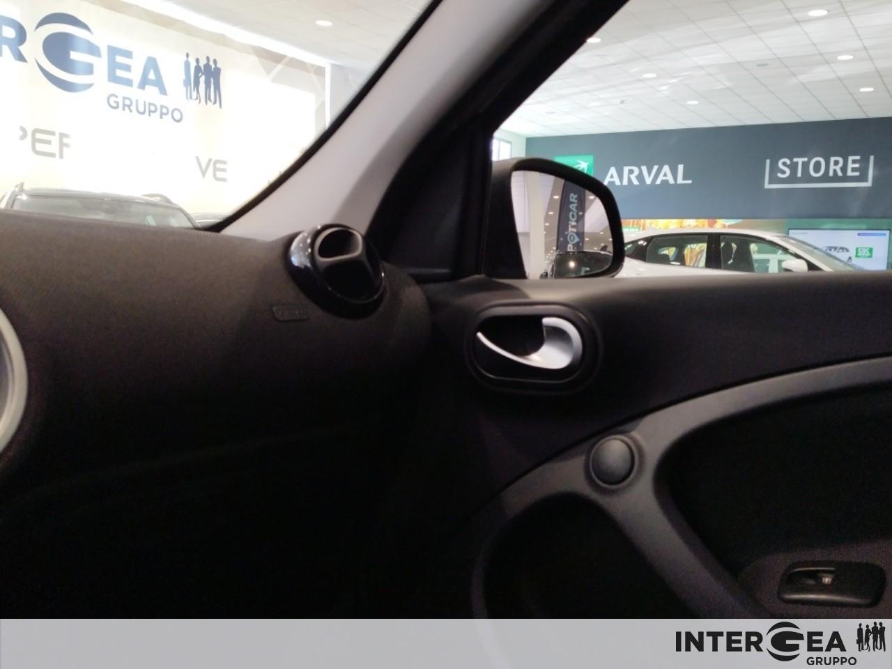 SMART Forfour 0.9 t Passion 90cv twinamic my18