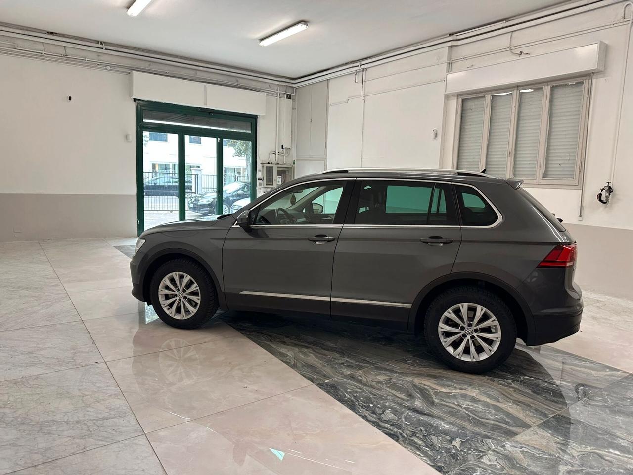 Volkswagen Tiguan 1.6 TDI SCR Business BlueMotion Technology