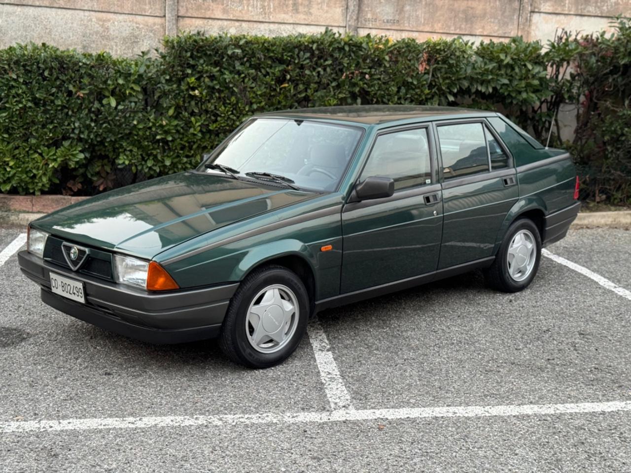 Alfa Romeo 75 1.6