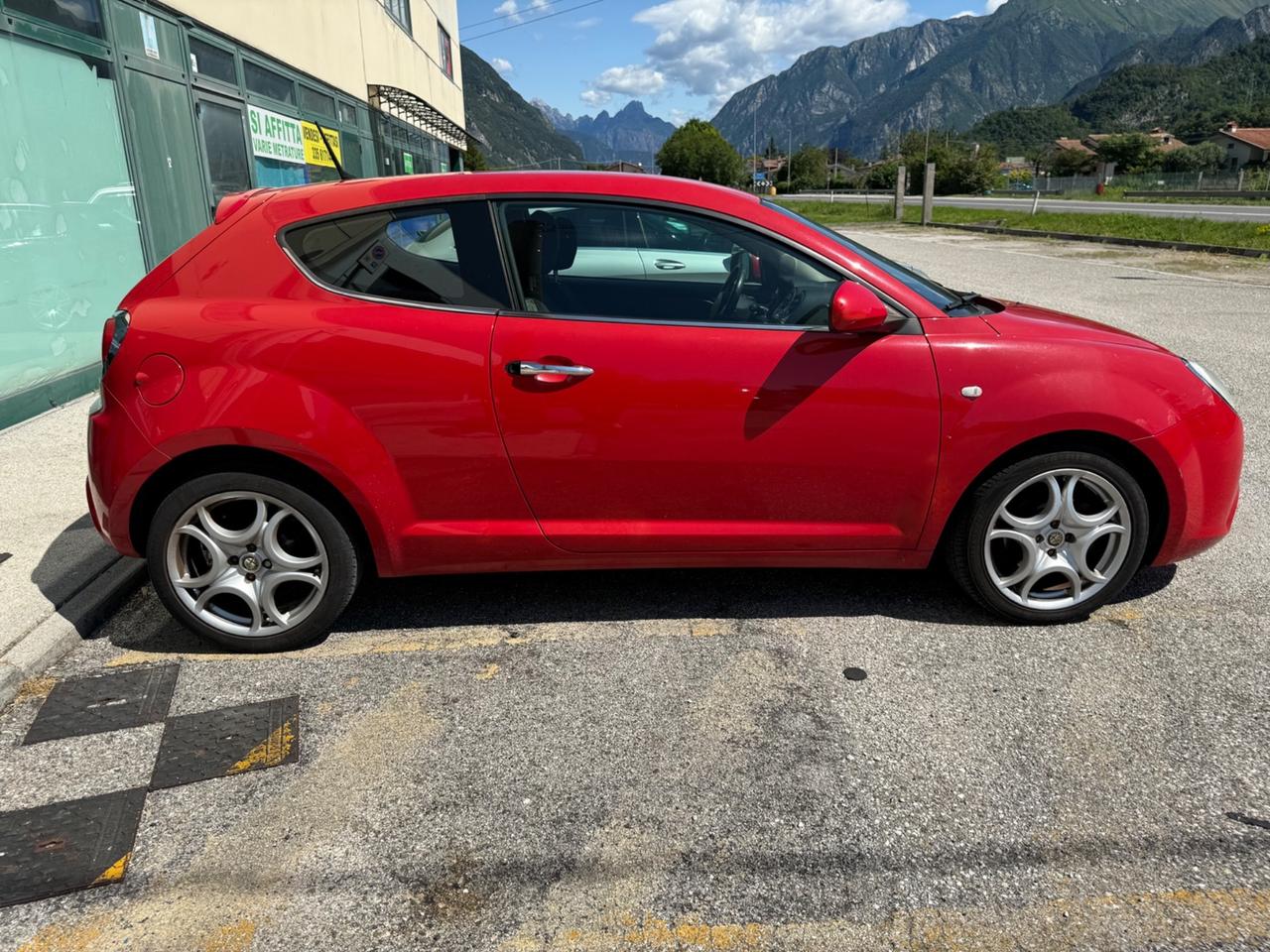Alfa Romeo MiTo 1.6 JTDm Distinctive Sport Pack