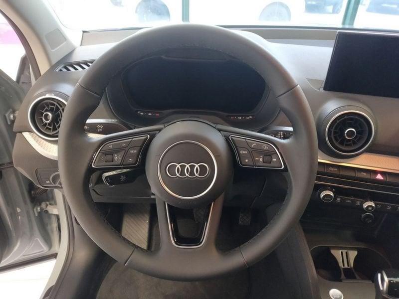 Audi Q2 30 TDI S tronic Business Advanced