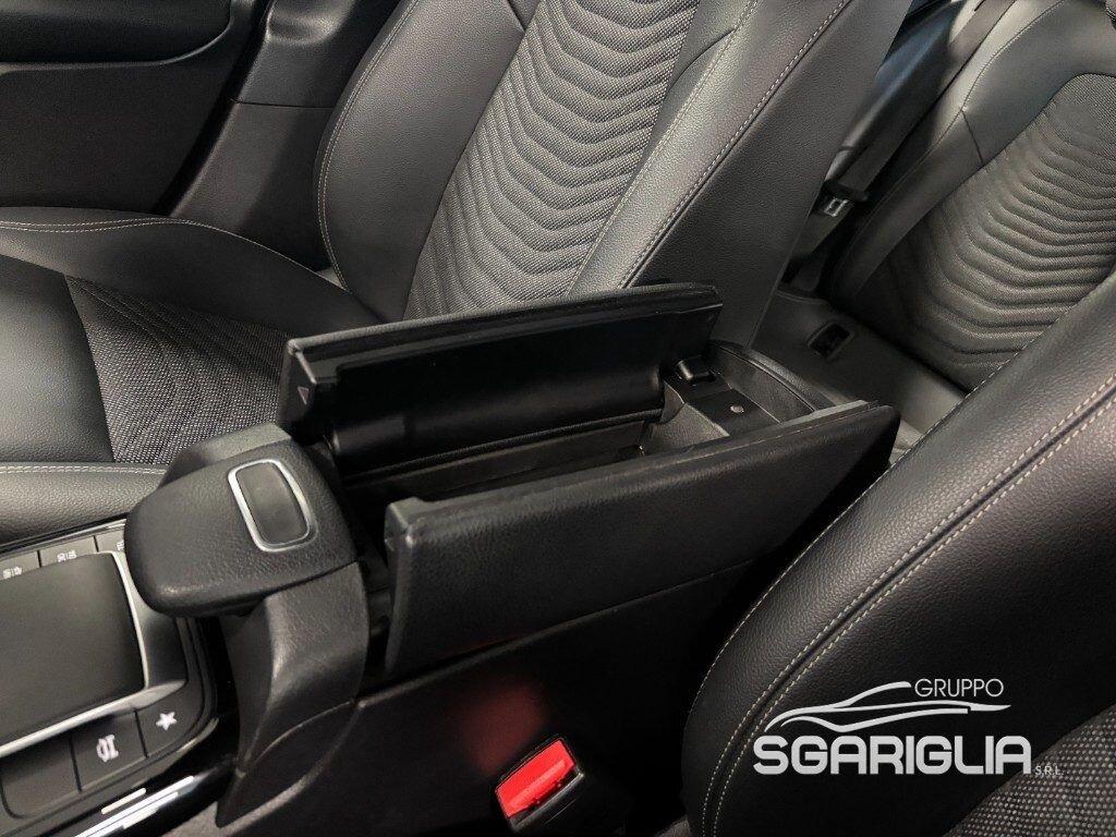 Mercedes A 180 d Executive Full Optional