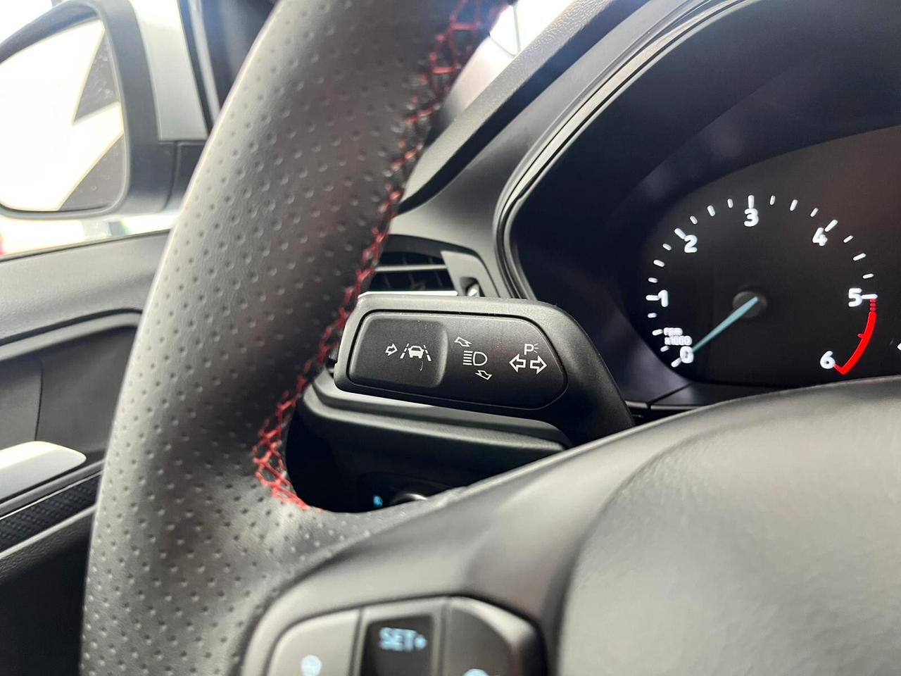 Ford Focus 1.5 EcoBlue 115 CV automatico 5p. ST-Line