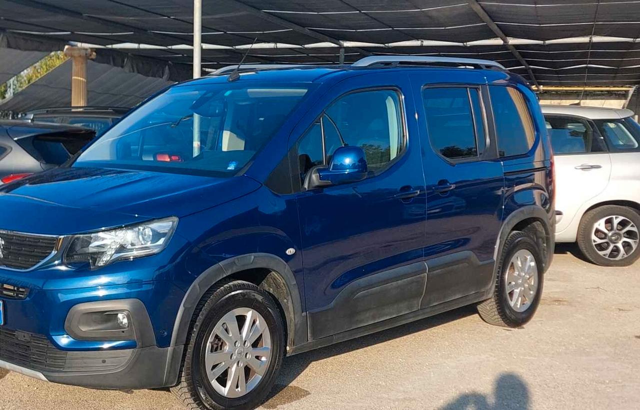 Peugeot Rifter 130 CV. ALLURE LONG